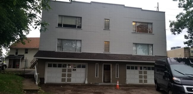 Foto del edificio - 705 Ashland Rd