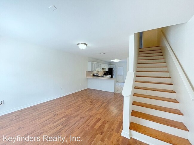 Foto del edificio - 2 br, 1.5 bath House - 2293 Hollydale Ave....
