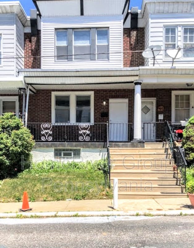 Primary Photo - 309 W Mentor St