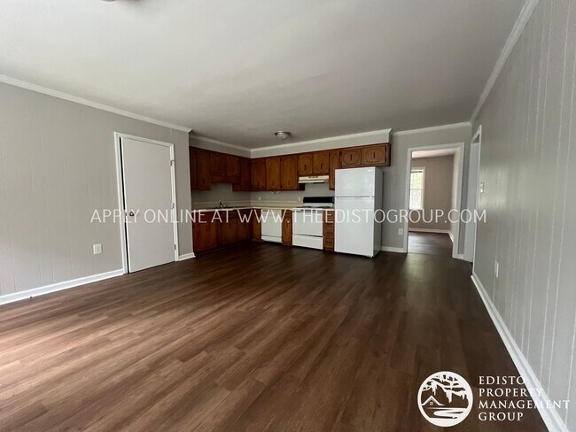 Building Photo - 450 - 452 Wannamaker Street