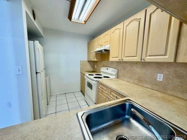 Foto del edificio - 10006 Winding Lake Rd