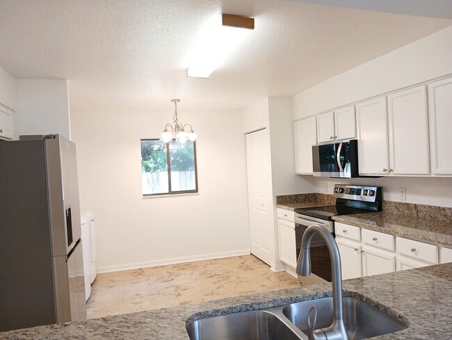 Building Photo - 4125 Ocean Beach Blvd