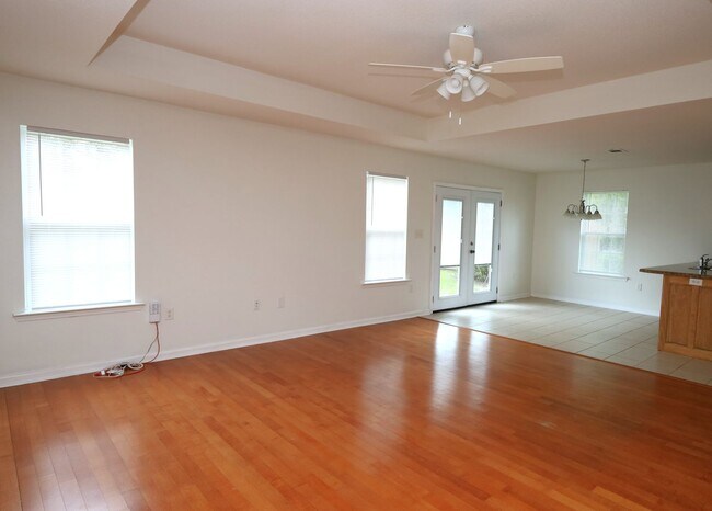 Foto del edificio - 3658 Linden Cir