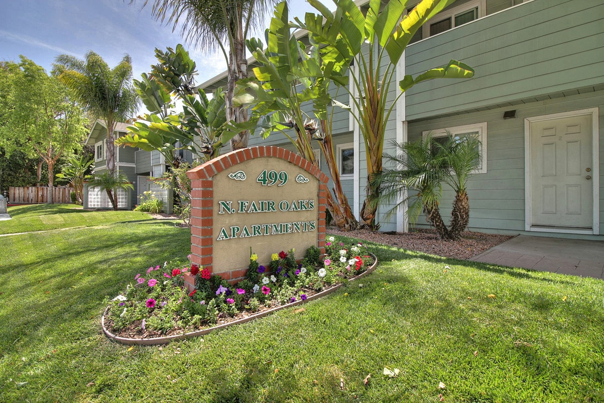 Primary Photo - 499 N Fair Oaks Ave