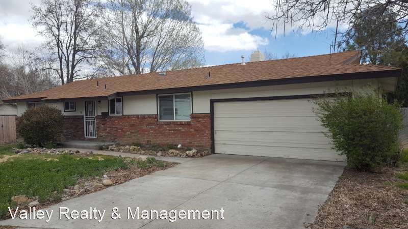 Foto principal - 3 br, 2 bath House - 413 Catalpa Way