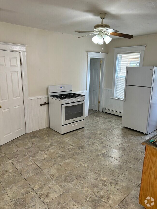 New Studio Low Apartments For Rent in Woonsocket RI 3 Rentals