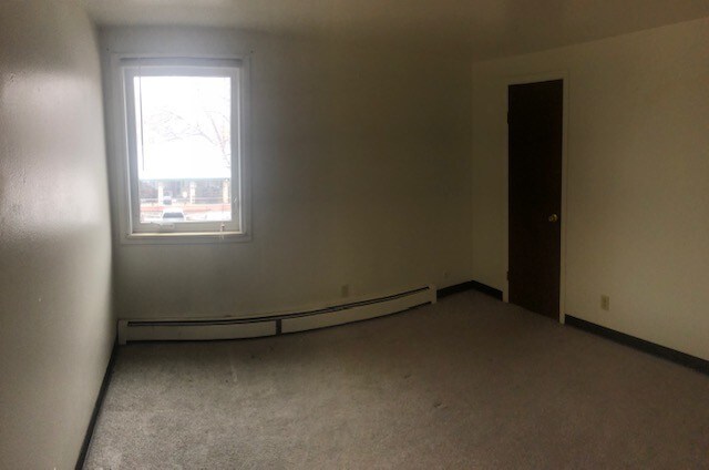 Primary Photo - 1001 Robertson St