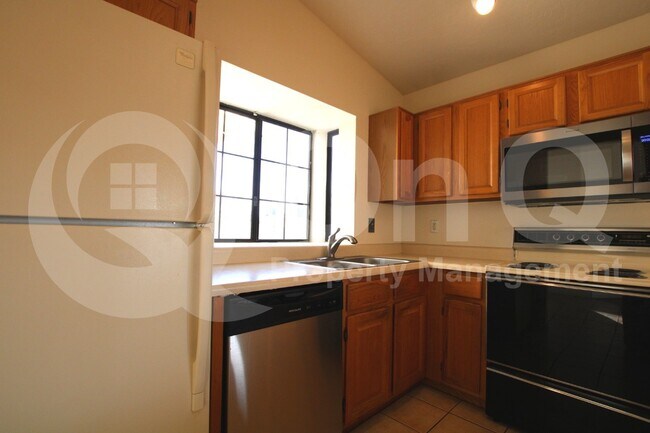Foto del edificio - 4725 E Brown Rd