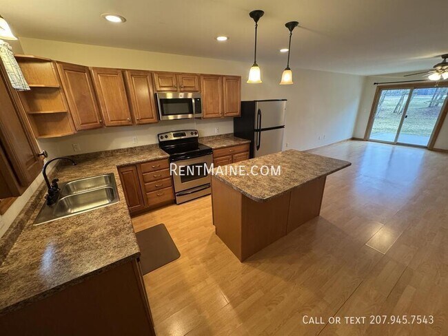 Foto del edificio - 20 Main Rd N