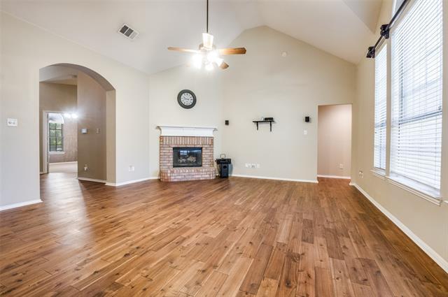Foto del edificio - 1312 Bramble Ln