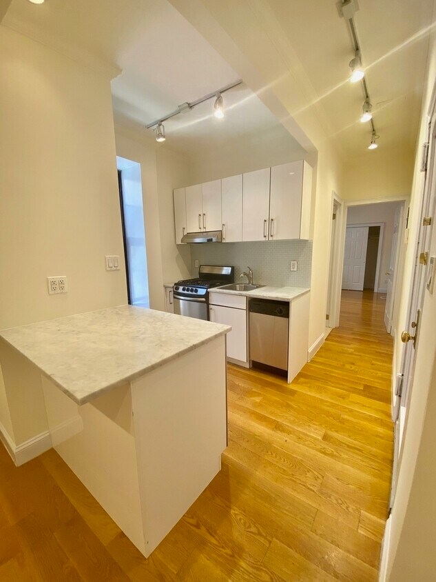 Foto principal - 331 Lexington Ave