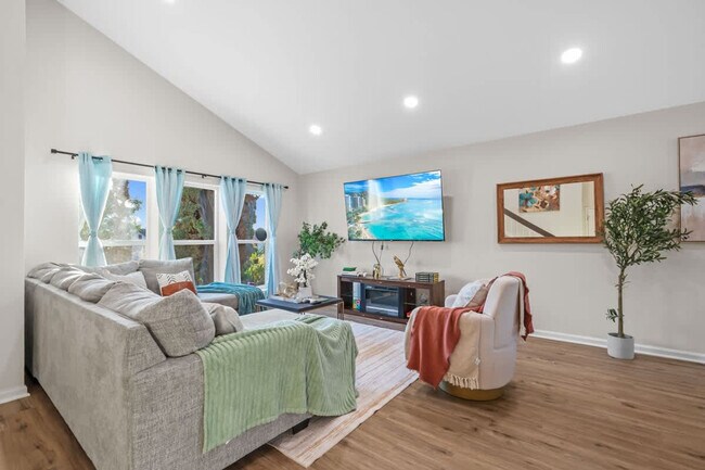 Foto del edificio - 13737 Via Tres Vistas