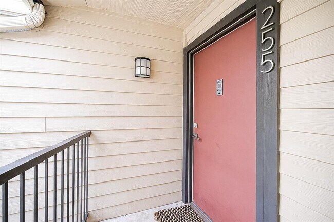 Building Photo - 4159 Steck Ave