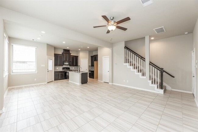 Building Photo - 2511 Manor Valley Ct