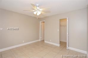 Foto del edificio - 7816 SW 6th St