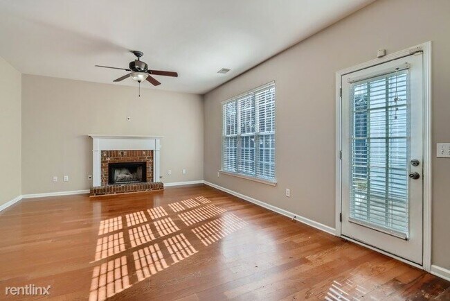 Building Photo - 4 br, 2.5 bath House - 3313 Chastain Landi...