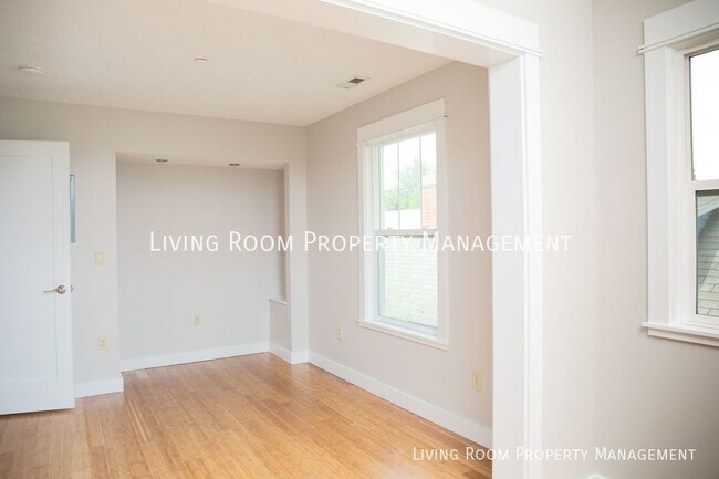 Foto del edificio - Contemporary Buckman Triplex - Top Floor F...