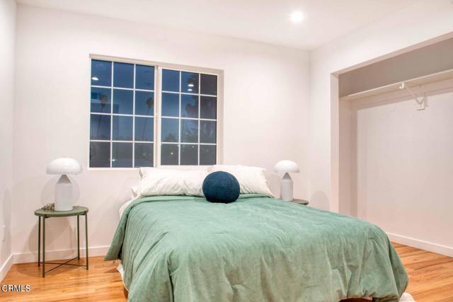 Foto del edificio - 2333 1/2 Langdale Avenue, Los Angeles, CA 90041 - 3 BR 3 BA townhouse