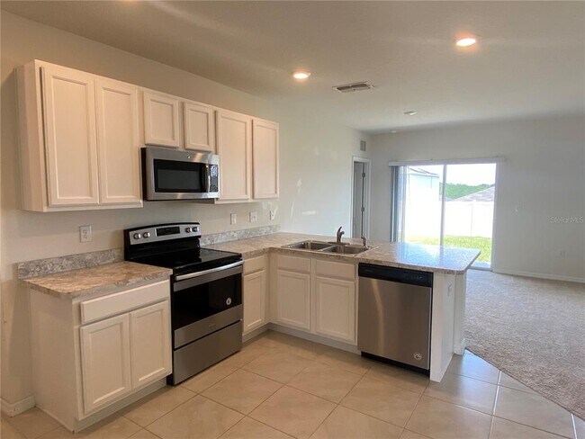 Foto del edificio - 674 Peyton Brooke Wy