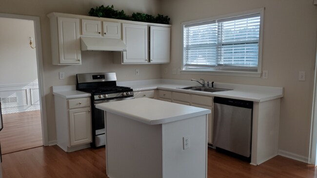 Building Photo - 3531 Chasefield Way