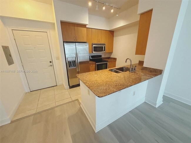Building Photo - 1830 Radius Dr