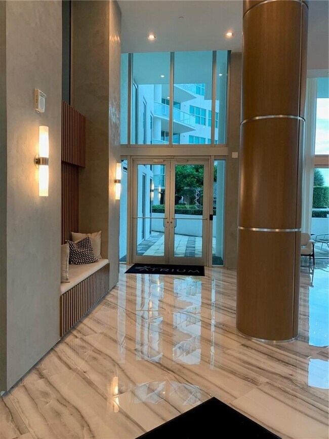 Building Photo - THE ATRIUM AT AVENTURA