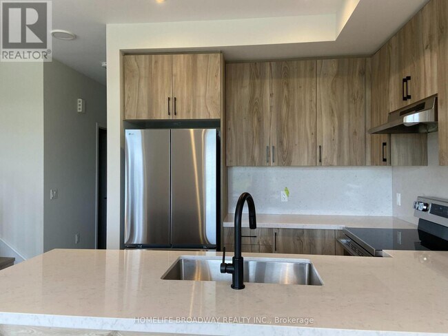 Photo du bâtiment - 1474 19th Ave