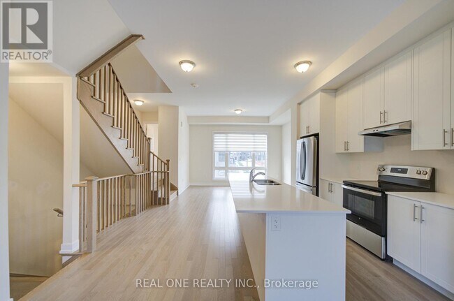 Building Photo - 3073 Welsman Gdns