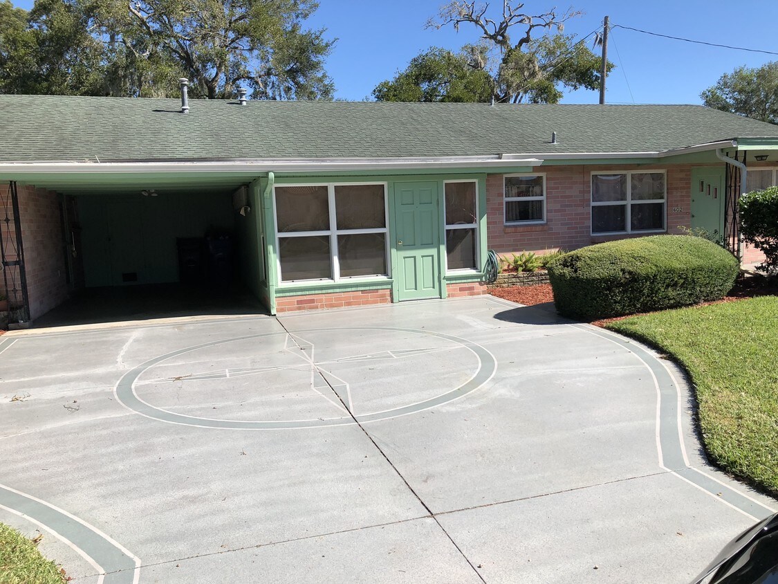 602 N New Hampshire Ave, Tavares, FL 32778 Apartments in Tavares, FL