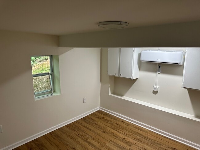 Building Photo - 405 Atchison Blvd