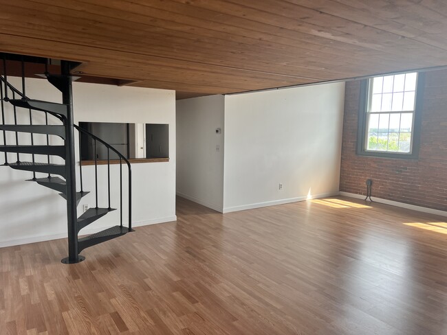 Building Photo - 50 Rantoul St