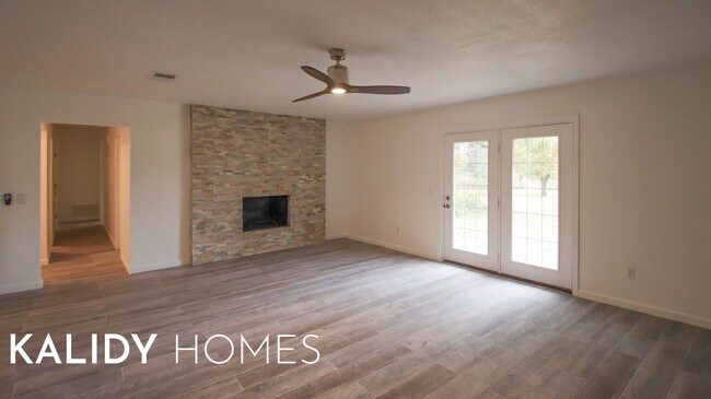 Foto del edificio - 12809 Buckboard Rd