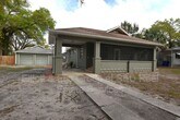 Primary Photo - 1127 Oakhill St