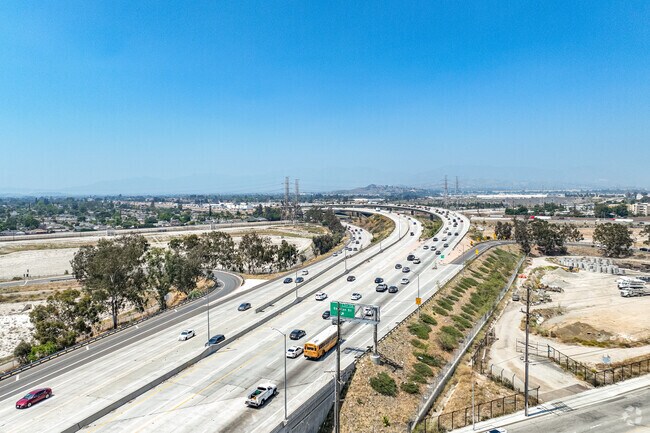 The highways in Arleta are connected to major freeways across Los Angeles, getting you anywhere.