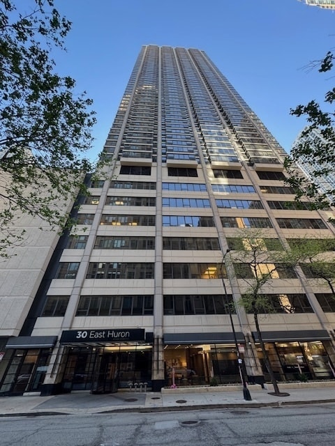 Building Photo - 30 E Huron St