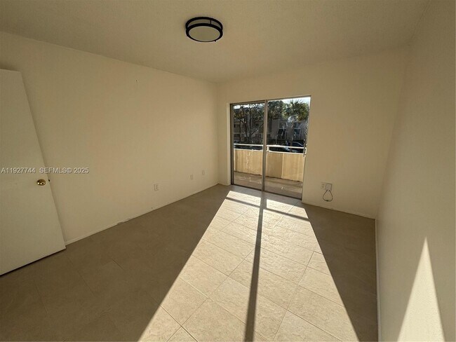 Building Photo - 7725 SW 86th St