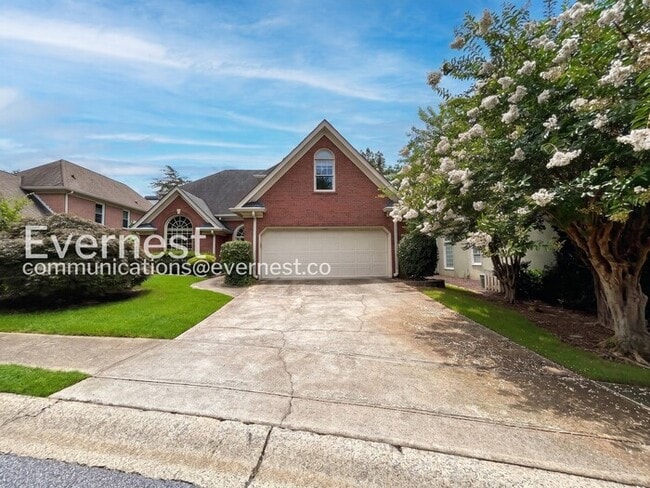 Building Photo - 4706 Woodlawn Ct
