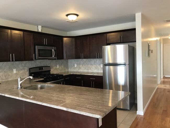 147 Sherman Ave Unit 3 Newark Nj 07114 Apartment For Rent In