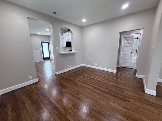 Building Photo - 3121 Southmore Blvd