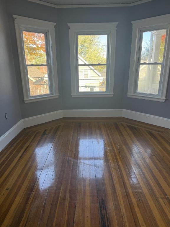 Foto del edificio - 164 S Pleasant St