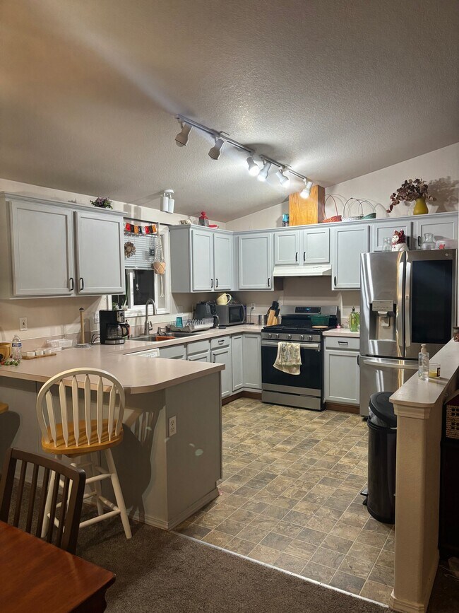 Foto del edificio - 4309 Montclair Dr SE