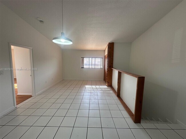 Building Photo - 2891 W 76th St