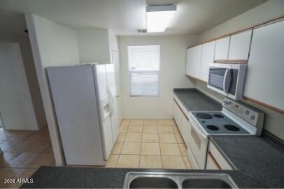 Building Photo - 2065 W 20th Ave