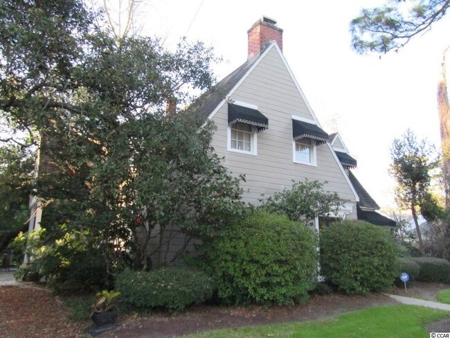 Building Photo - 5517 N Kings Hwy