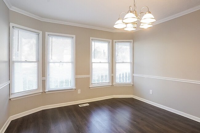 Foto del edificio - Spacious Two-Story Home in Aiken, SC