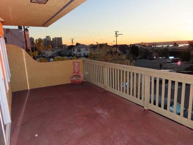 Foto del edificio - 2319 Curlew St