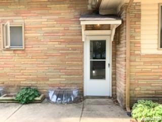 Primary Photo - 832 Farnsworth Rd
