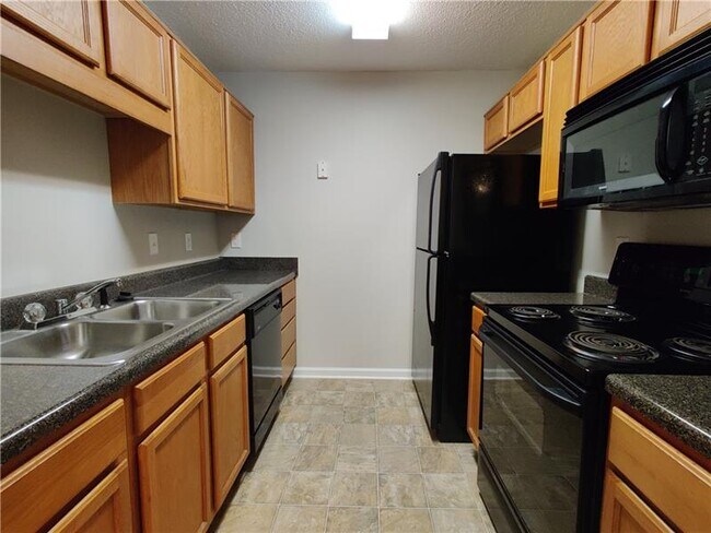 Building Photo - 847 Brickleridge Ln SE
