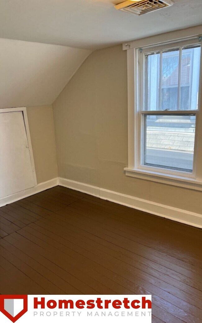 Building Photo - 7079 Sutherland Avenue