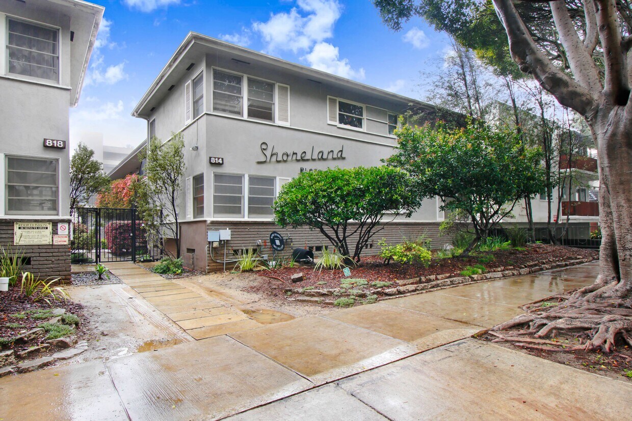 Foto del edificio - 814-818 2nd Street
